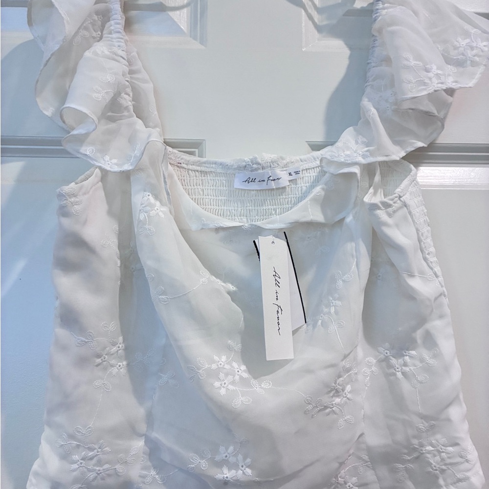 All in Favor XL‎ White Embroidered Smocked Flutter Sleeve Floral Tank